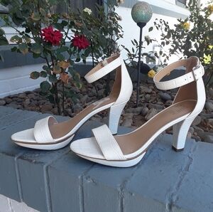 Naturalizer White Croc-Embossed Heels